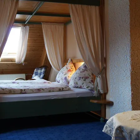 Penzion Loni Theisen Kelberg